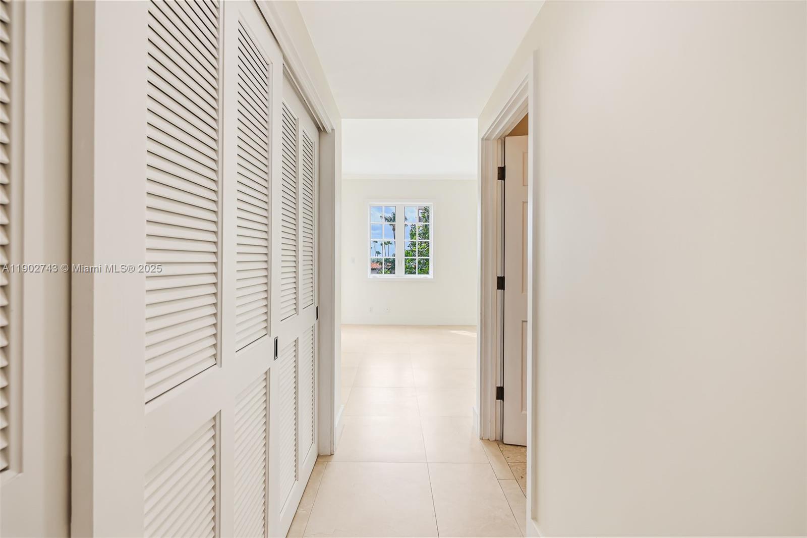 19236 Fisher Island Dr #19236, Miami Beach FL 33109