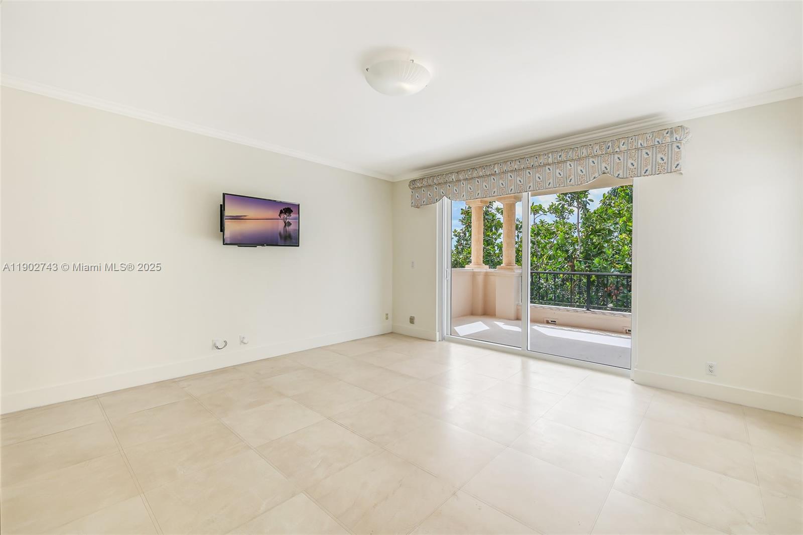19236 Fisher Island Dr #19236, Miami Beach FL 33109