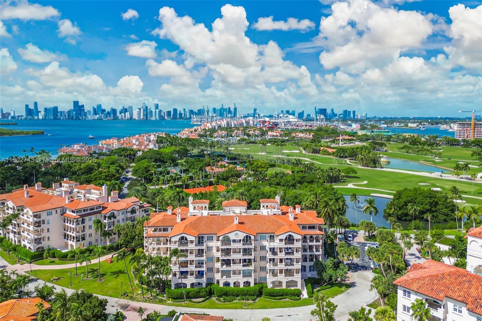 19236 Fisher Island Dr #19236, Miami Beach FL 33109
