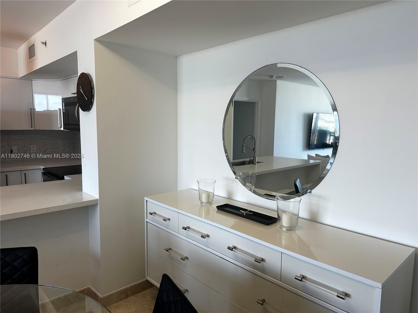 90 Alton Rd #1009, Miami Beach FL 33139