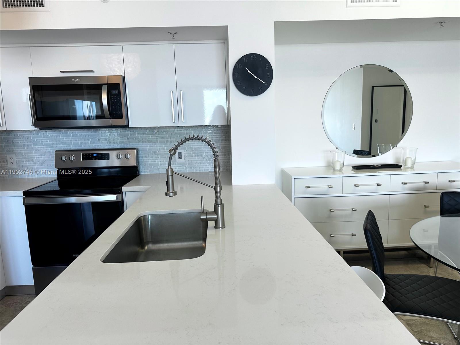90 Alton Rd #1009, Miami Beach FL 33139