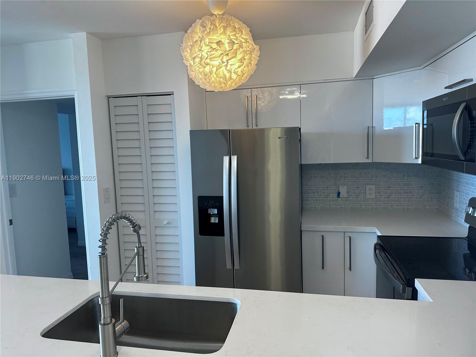 90 Alton Rd #1009, Miami Beach FL 33139