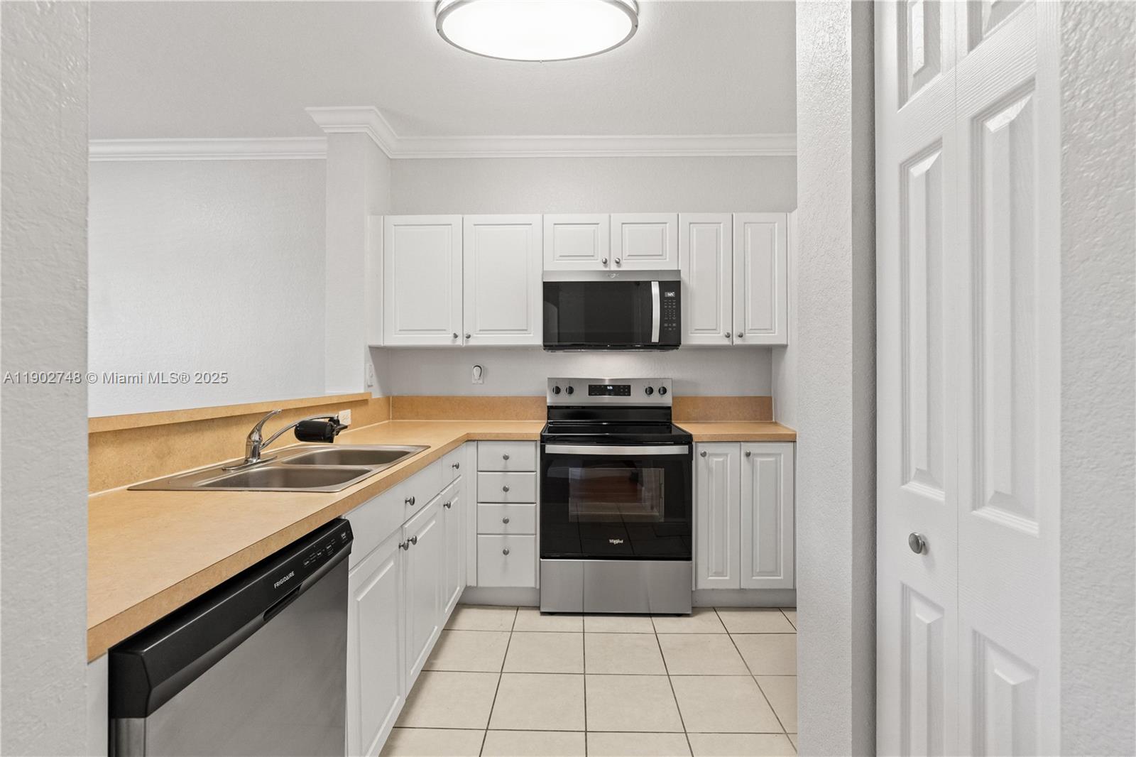1398 NE 33rd Ave #201-25, Homestead FL 33033