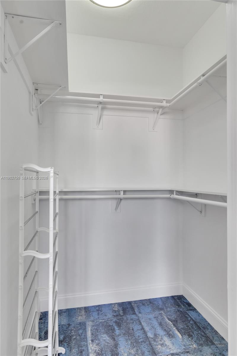 10 Aragon Ave #1208, Coral Gables FL 33134