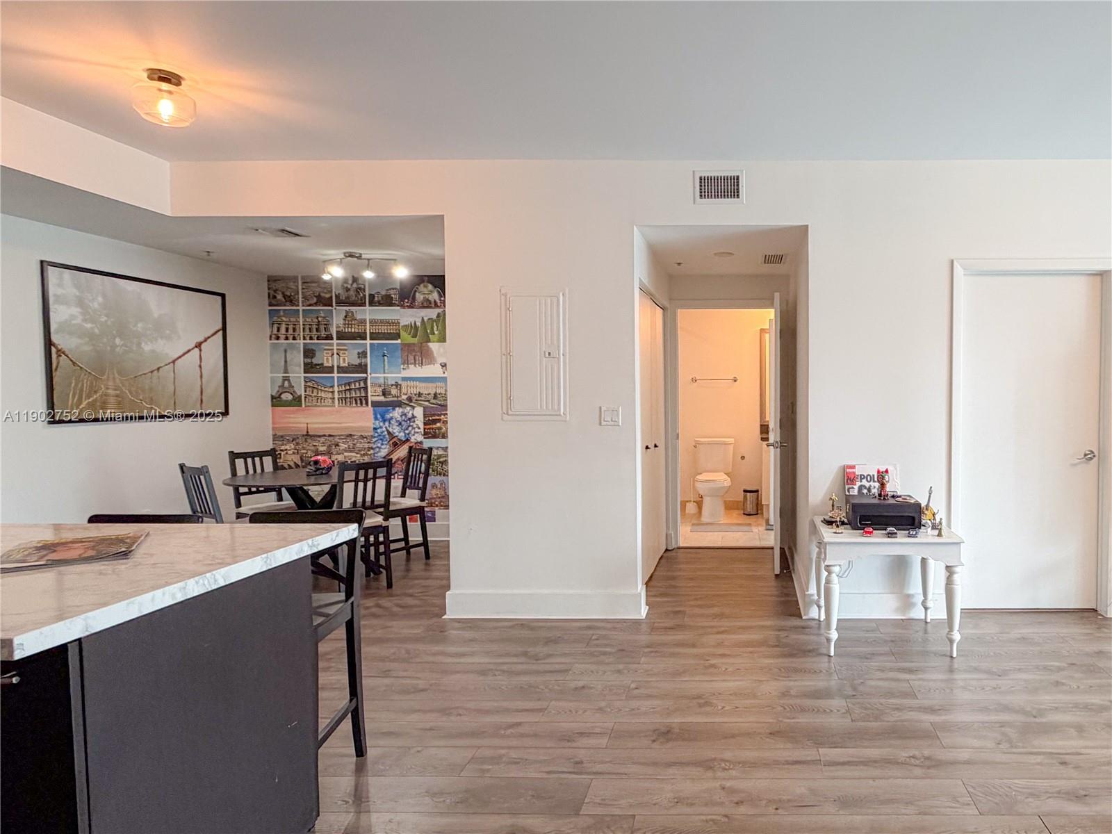 90 SW 3rd St #1116, Miami FL 33130