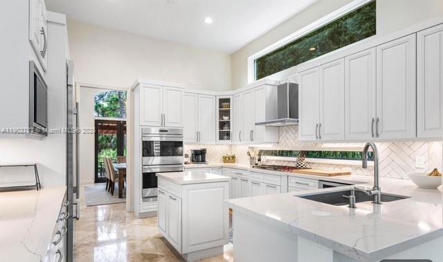 2393 NW 49th Ln, Boca Raton FL 33431