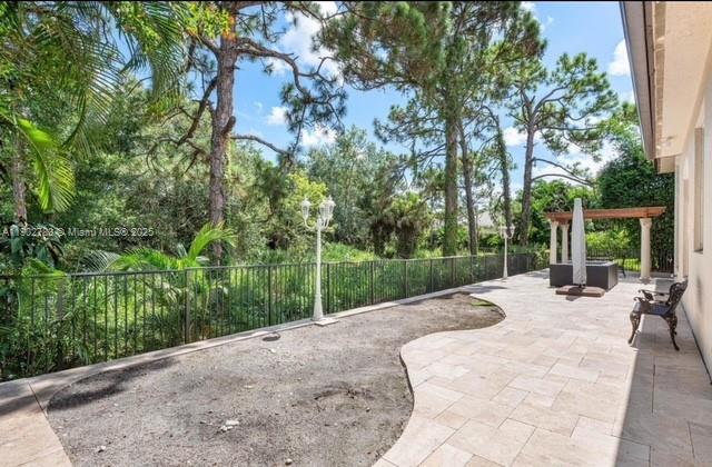 2393 NW 49th Ln, Boca Raton FL 33431