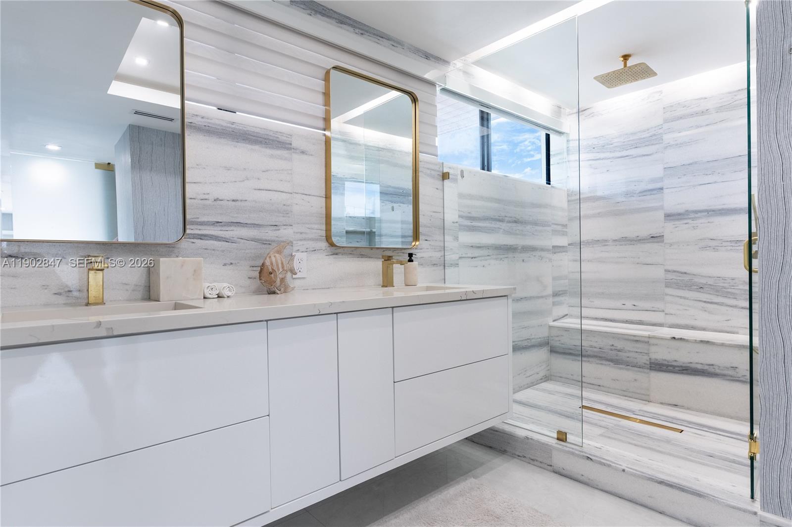 5601 N Ocean Dr, Hollywood FL 33019