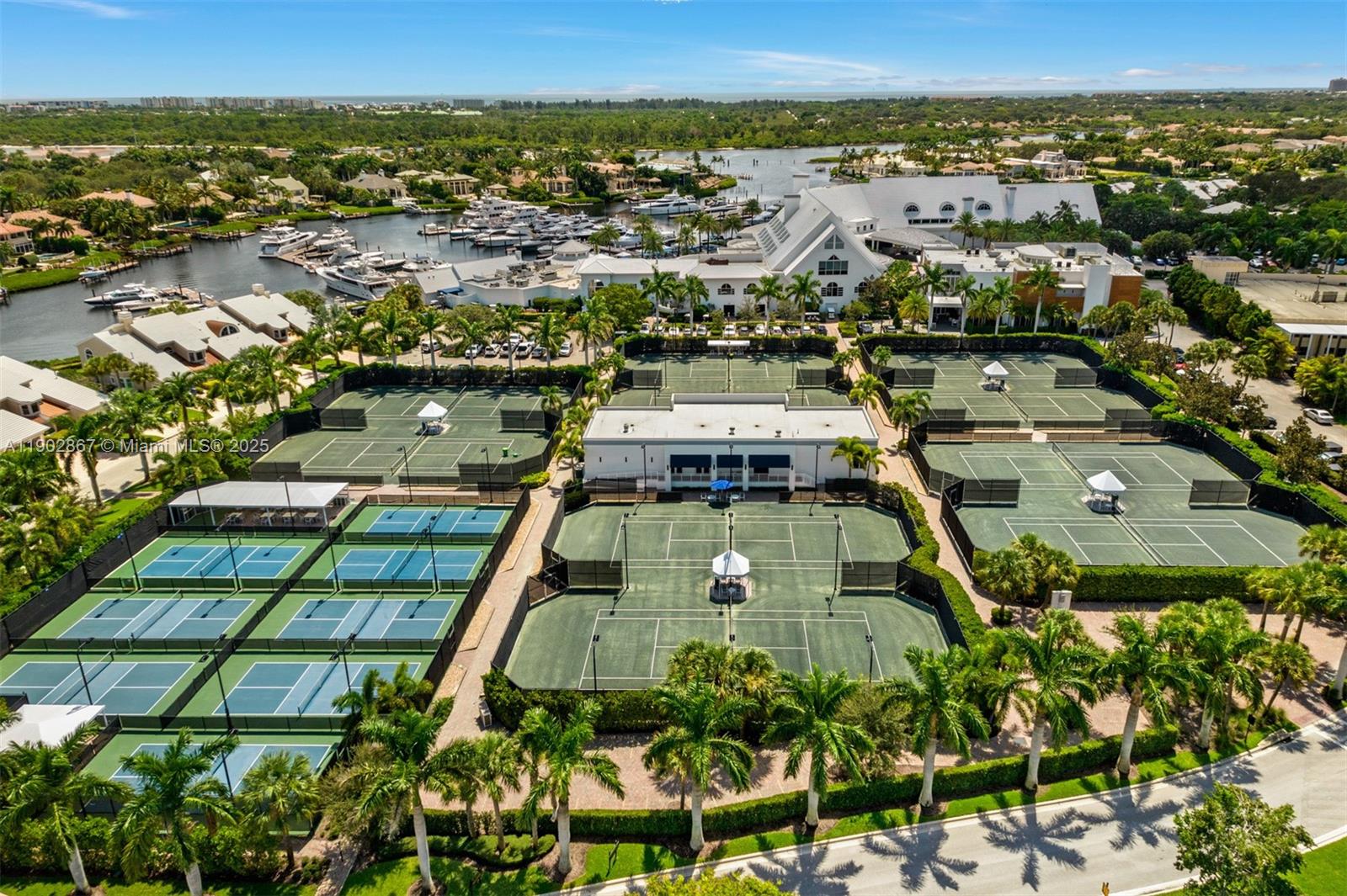 171 Spyglass Lane, Jupiter FL 33477