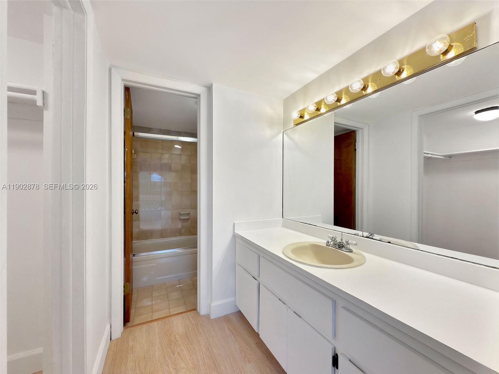 5201 Orduna Dr. #15, Coral Gables FL 33146