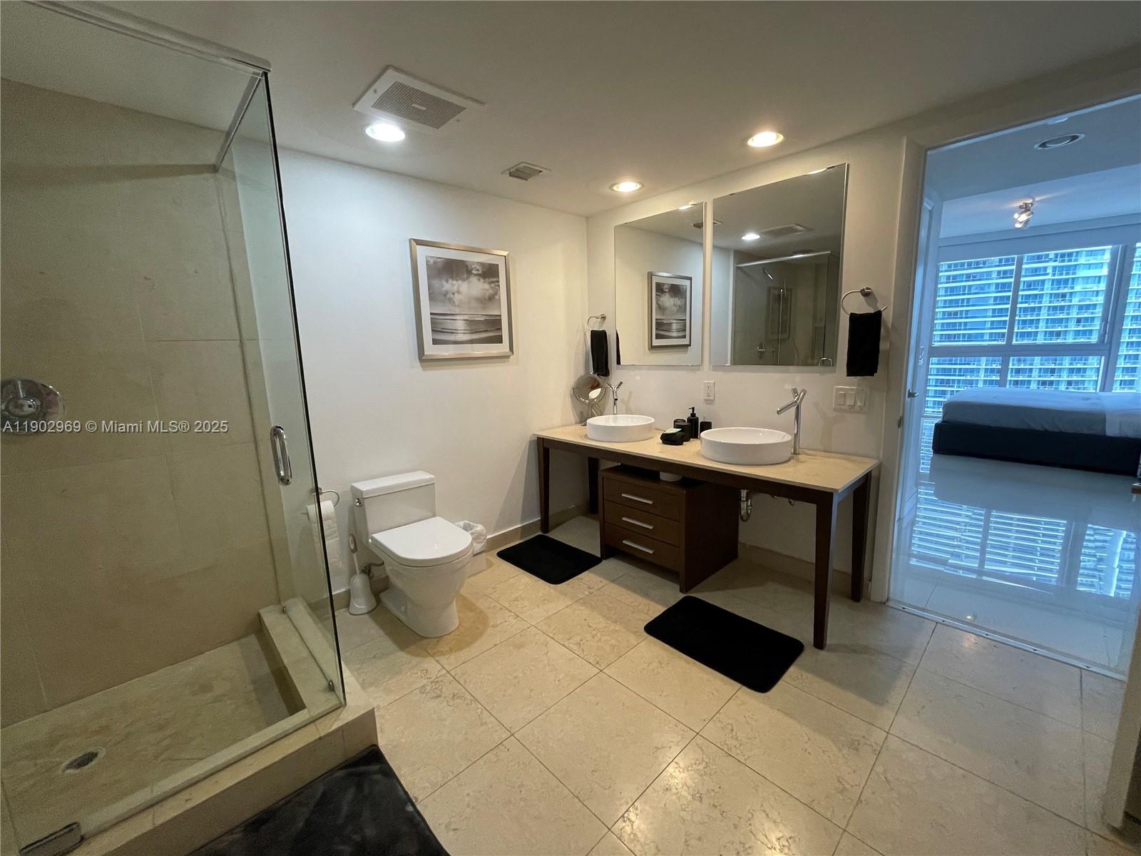485 Brickell Ave #2602, Miami FL 33131