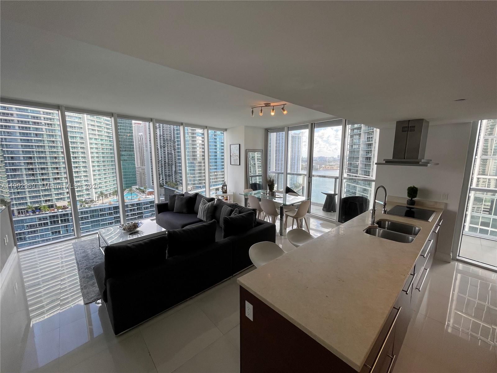 485 Brickell Ave #2602, Miami FL 33131