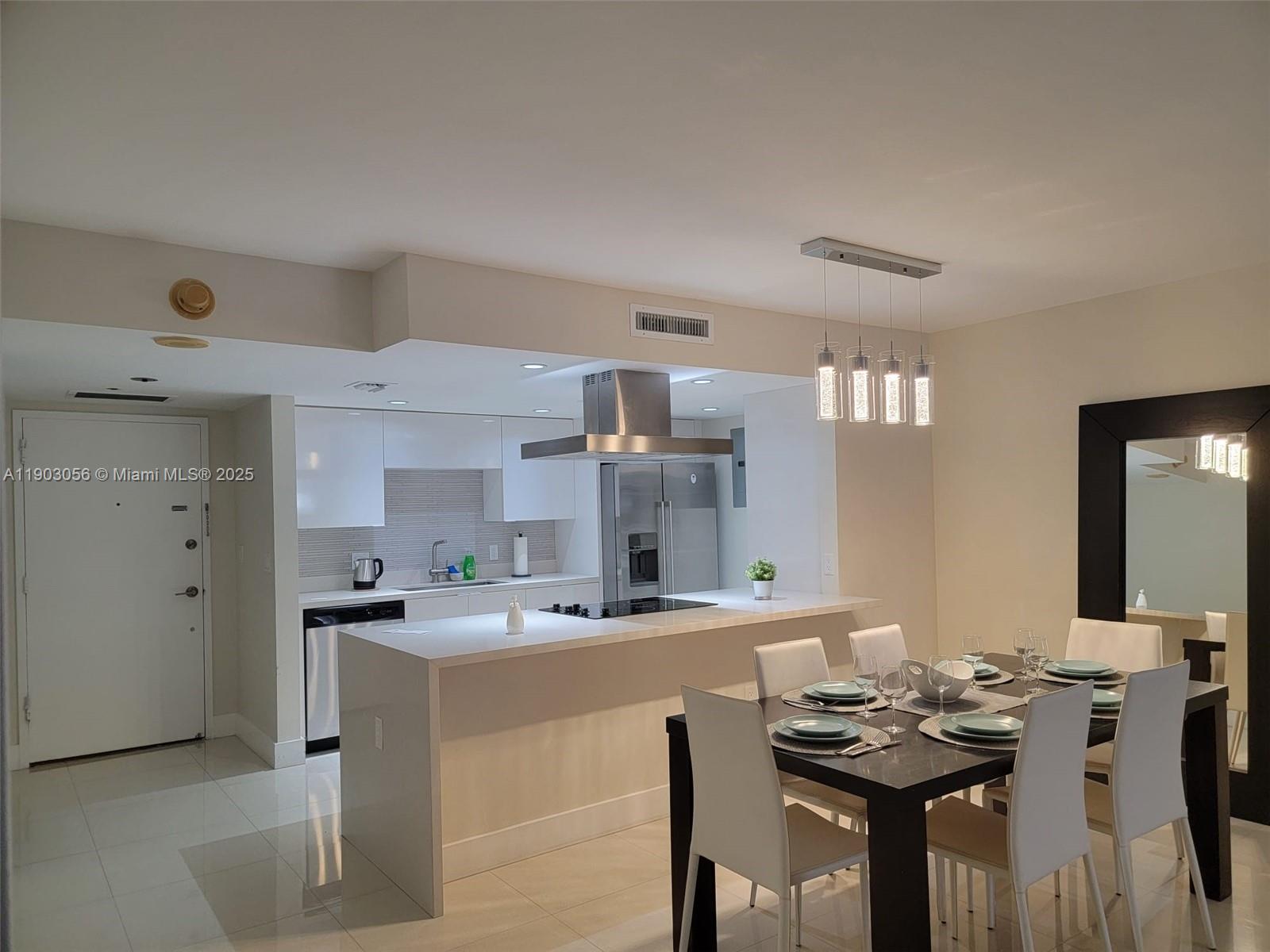 155 Ocean Lane Dr #703, Key Biscayne FL 33149