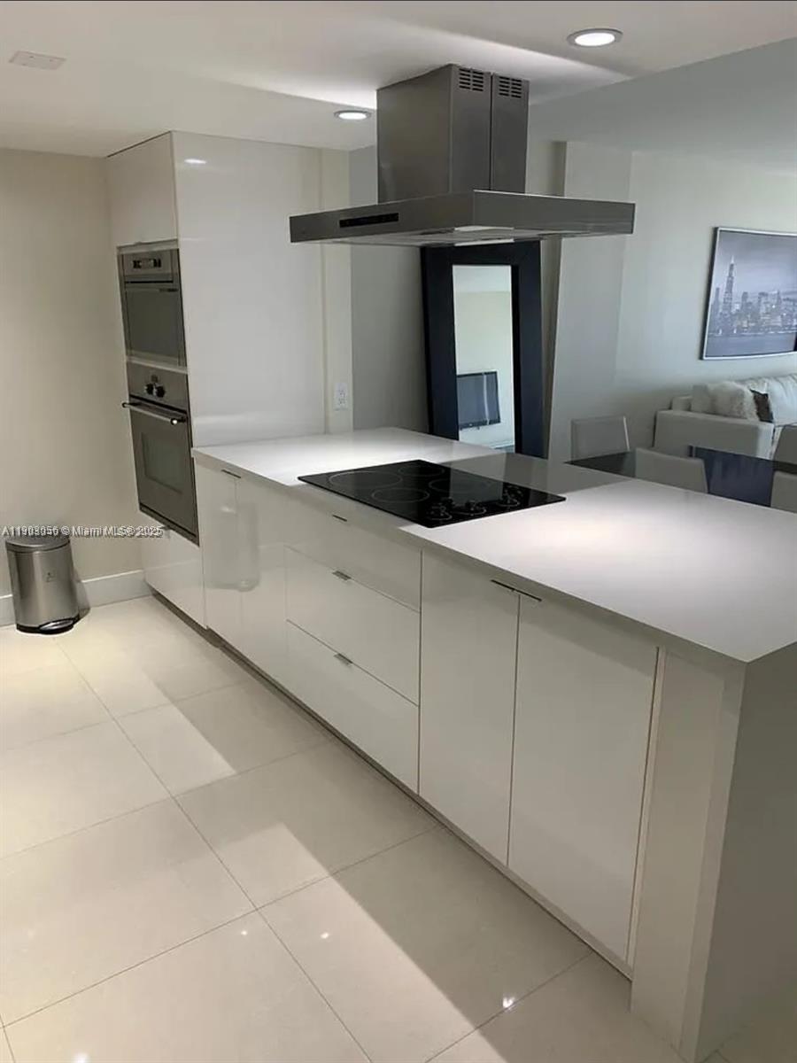 155 Ocean Lane Dr #703, Key Biscayne FL 33149