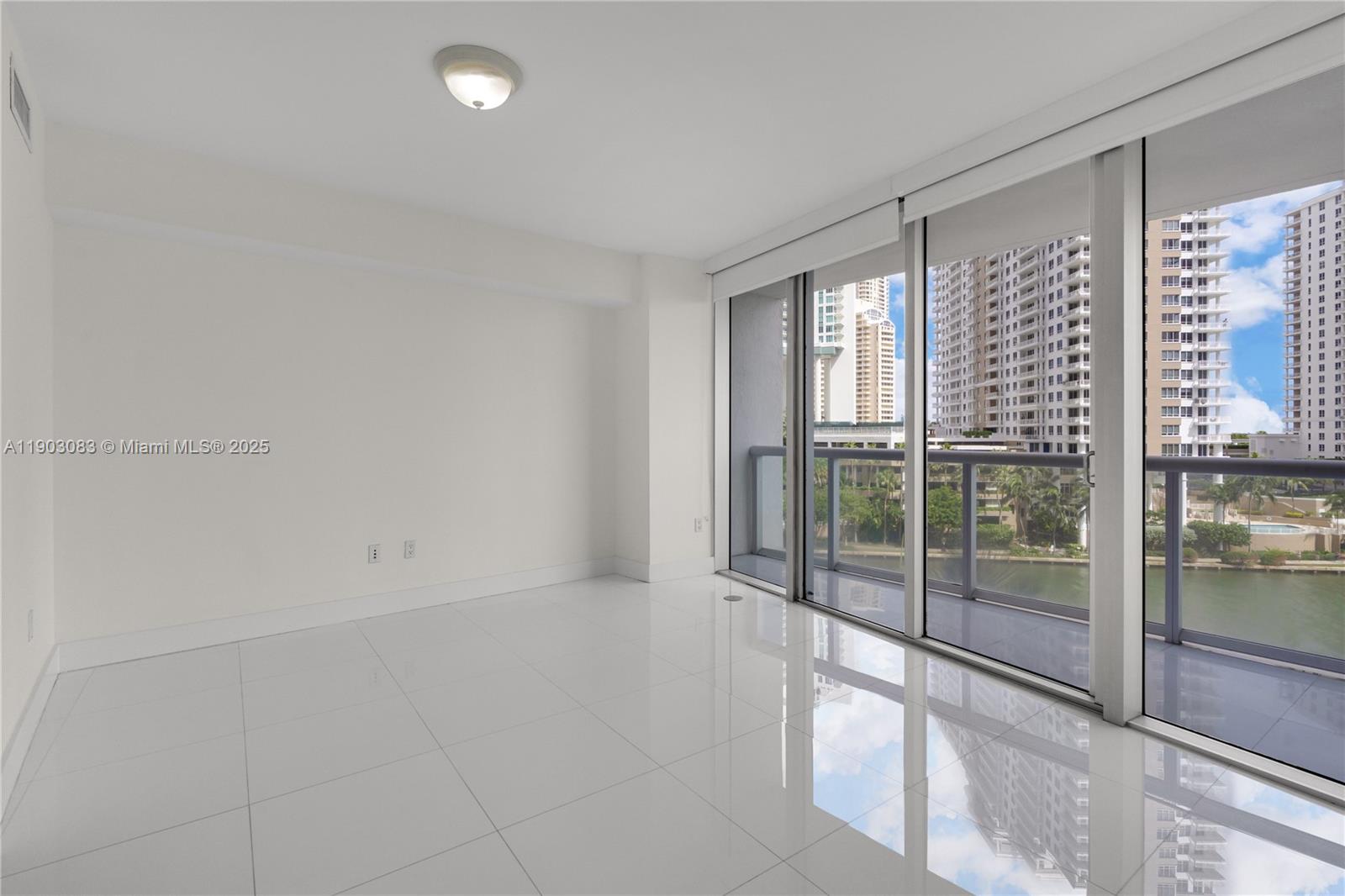 495 Brickell Ave #BAY607, Miami FL 33131