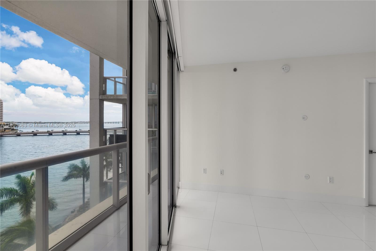 495 Brickell Ave #BAY607, Miami FL 33131