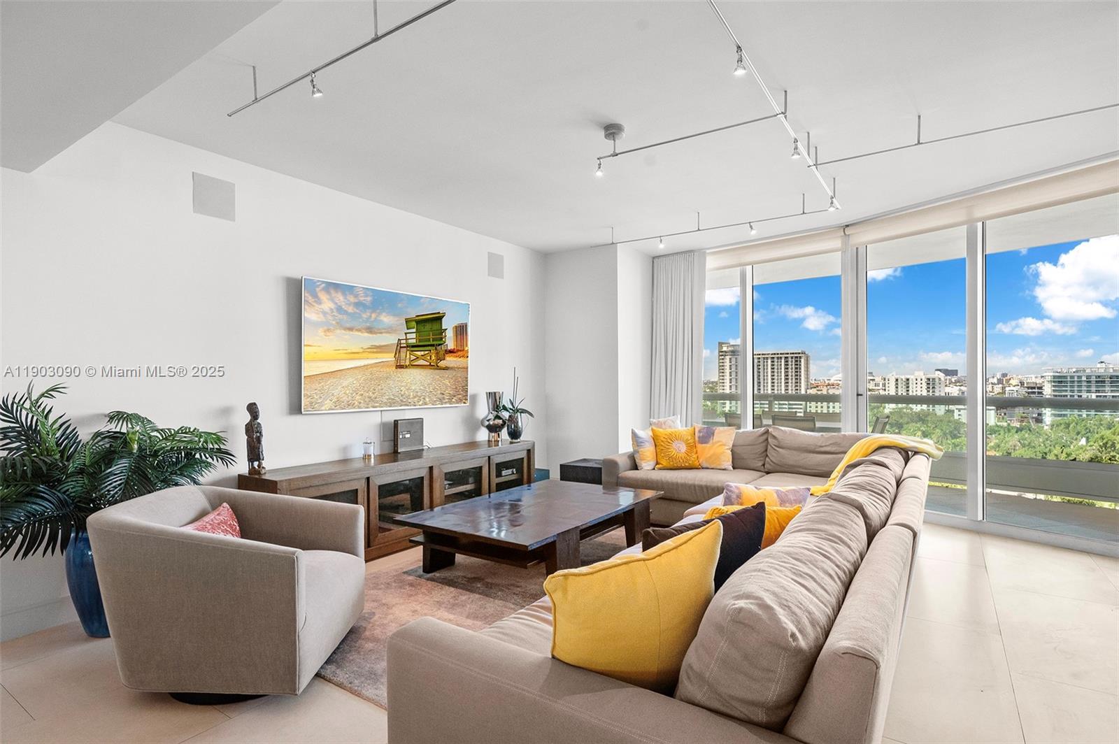 1643 Brickell Ave #1602, Miami FL 33129