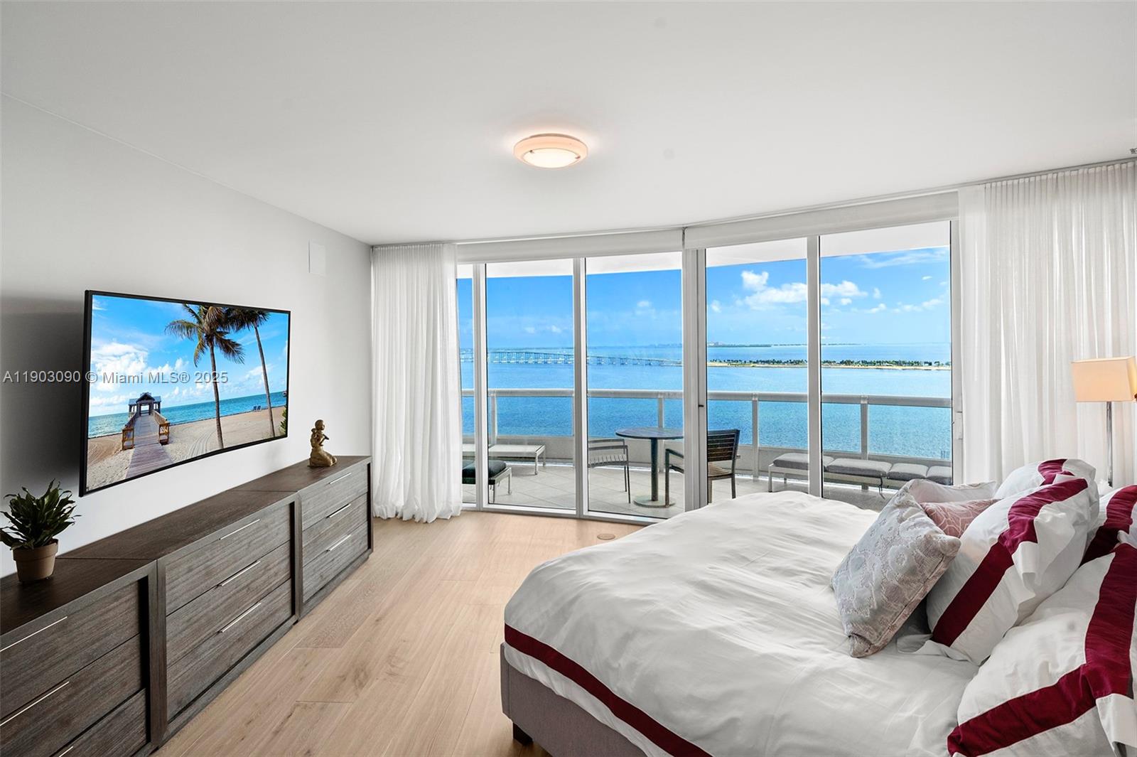 1643 Brickell Ave #1602, Miami FL 33129