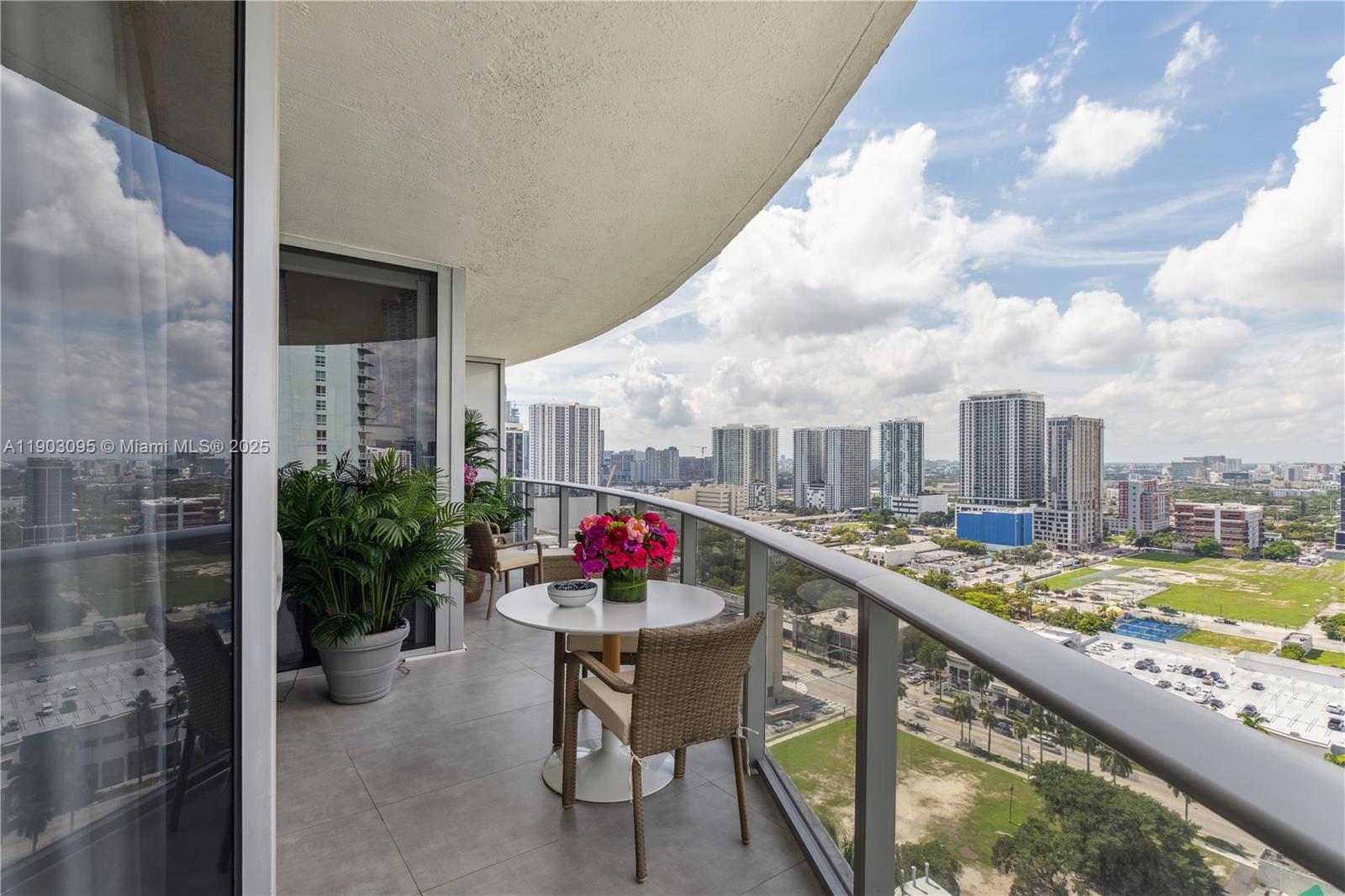 488 NE 18th St #2301, Miami FL 33132