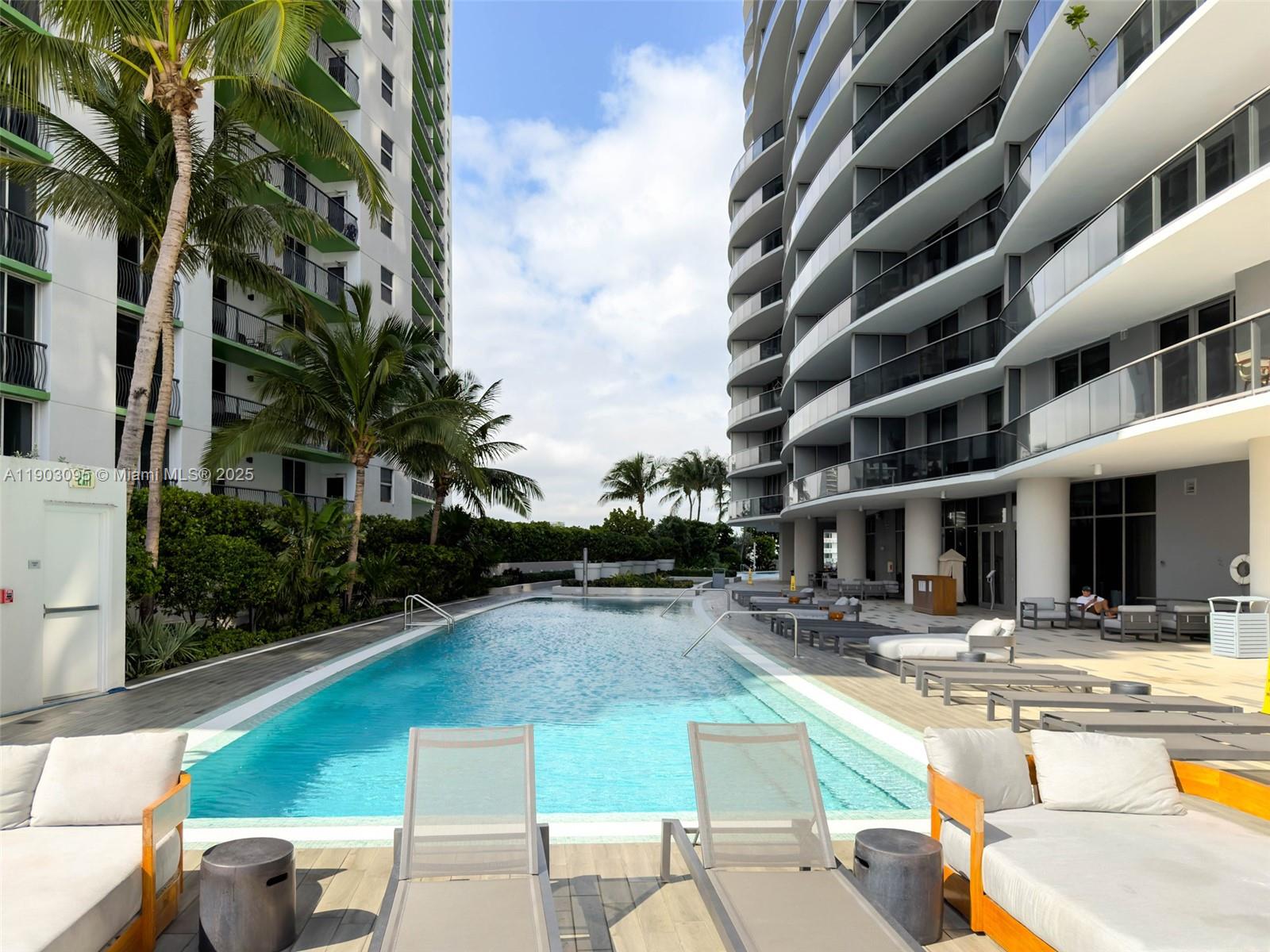 488 NE 18th St #2301, Miami FL 33132