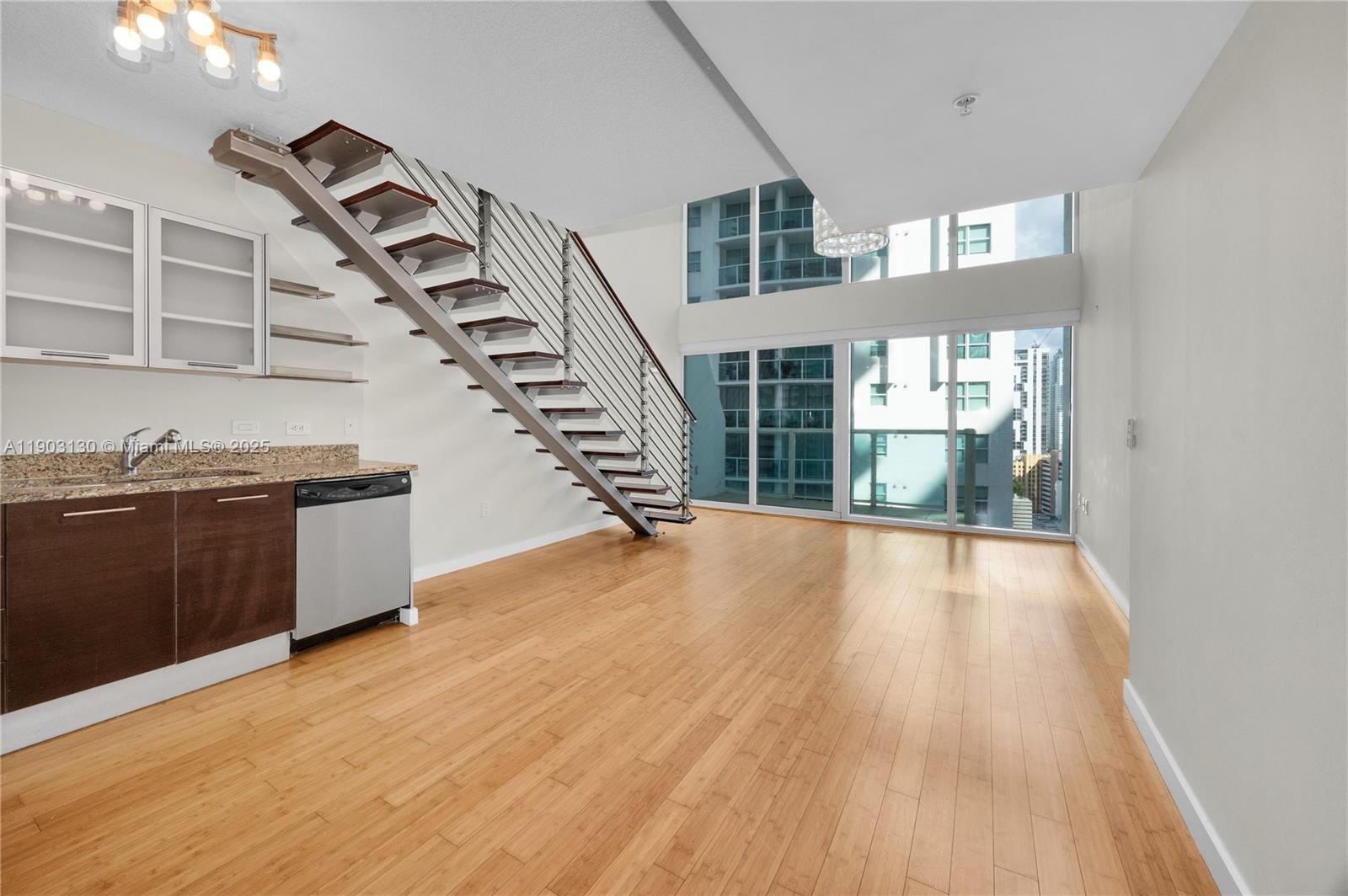 41 SE 5th St #1515, Miami FL 33131
