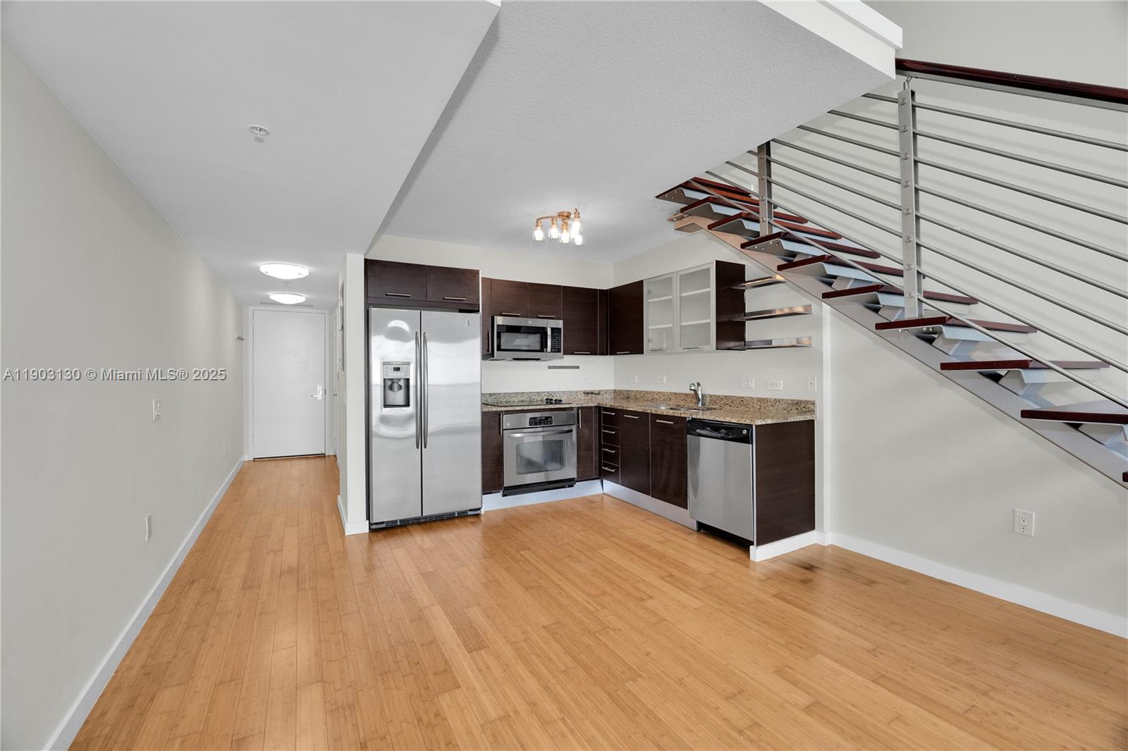 41 SE 5th St #1515, Miami FL 33131