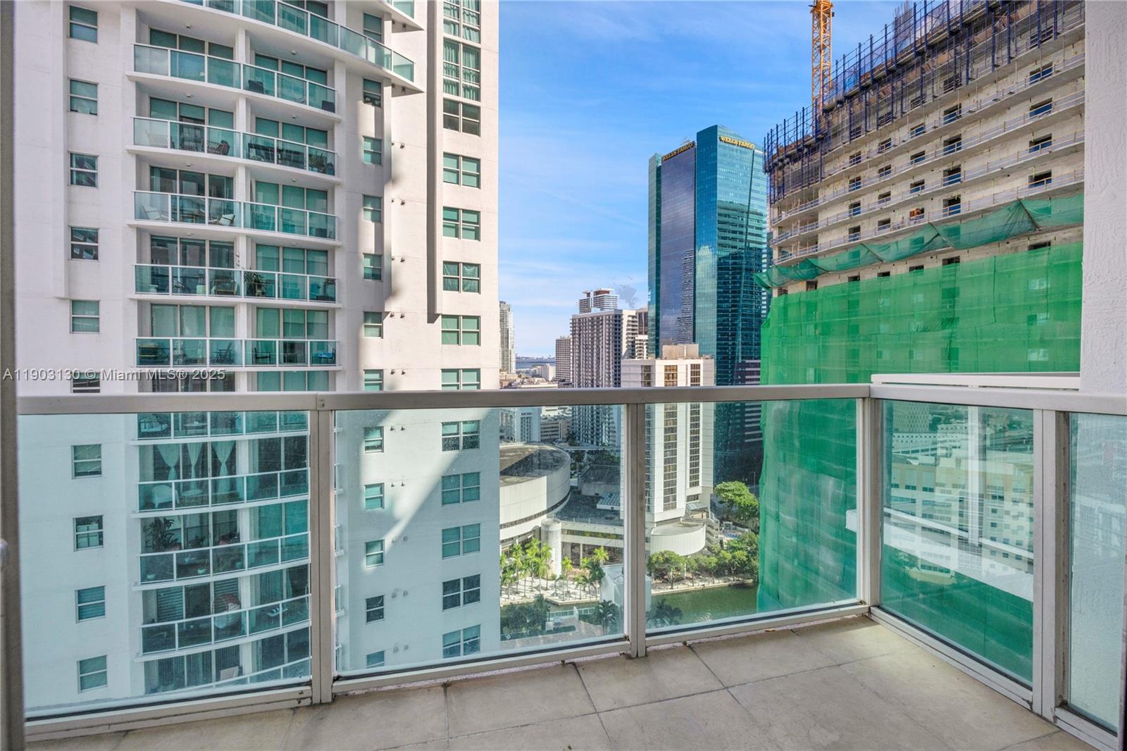 41 SE 5th St #1515, Miami FL 33131