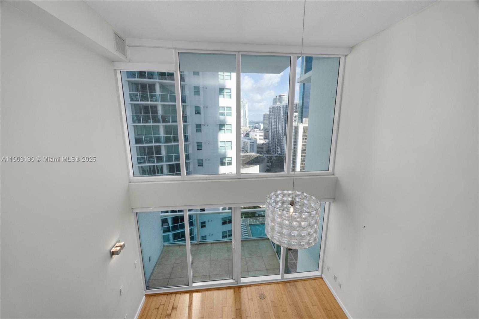 41 SE 5th St #1515, Miami FL 33131