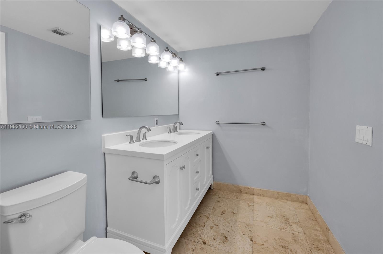 41 SE 5th St #1515, Miami FL 33131