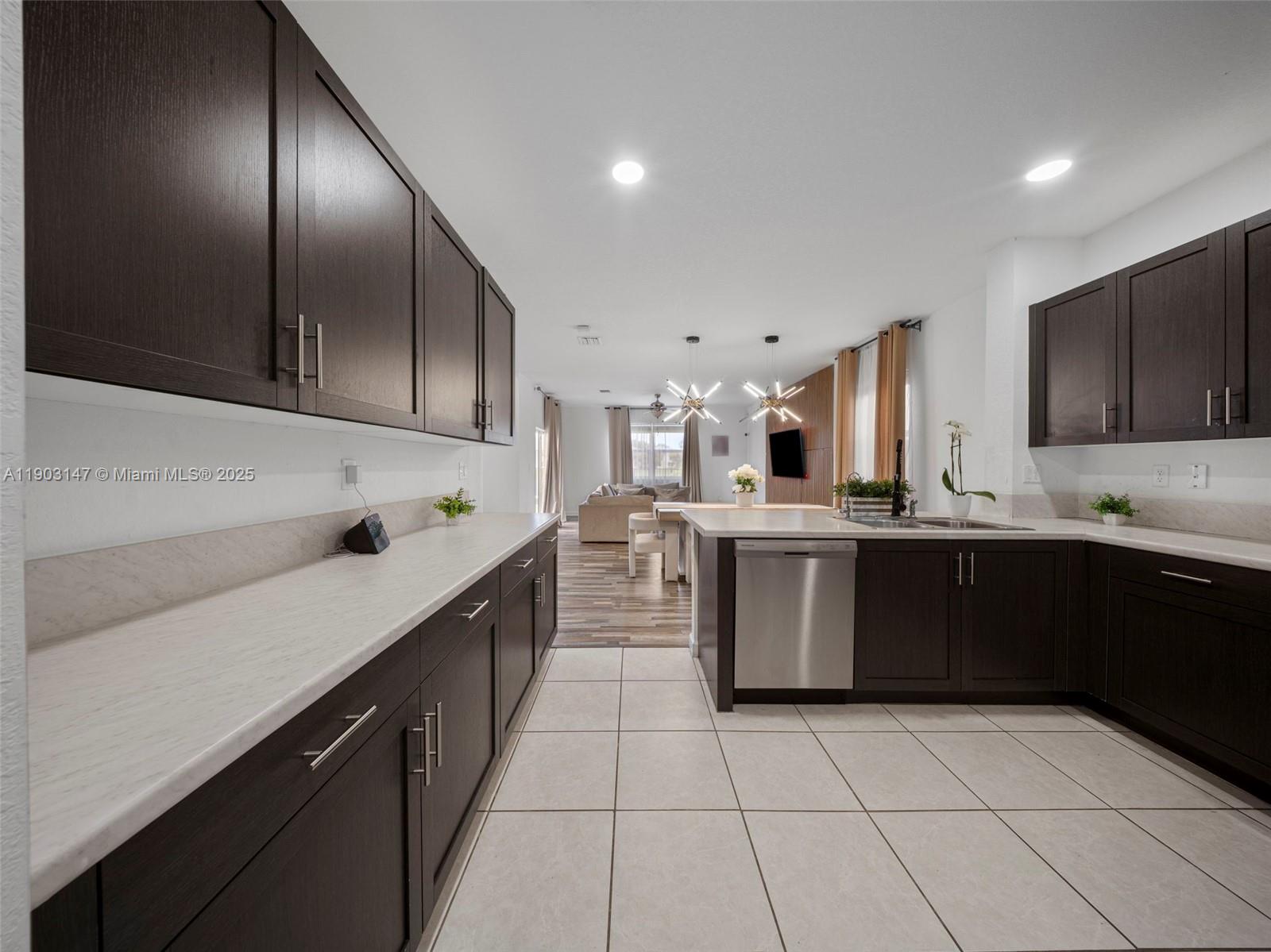 1411 SE 26th Rd #1411, Homestead FL 33035