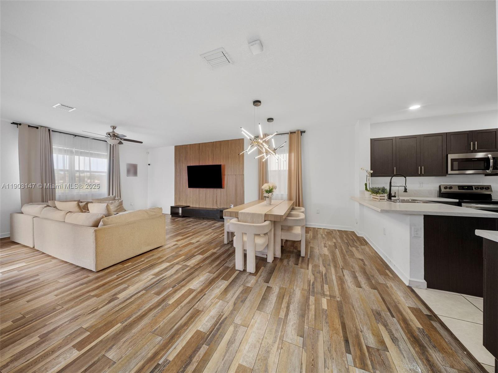 1411 SE 26th Rd #1411, Homestead FL 33035