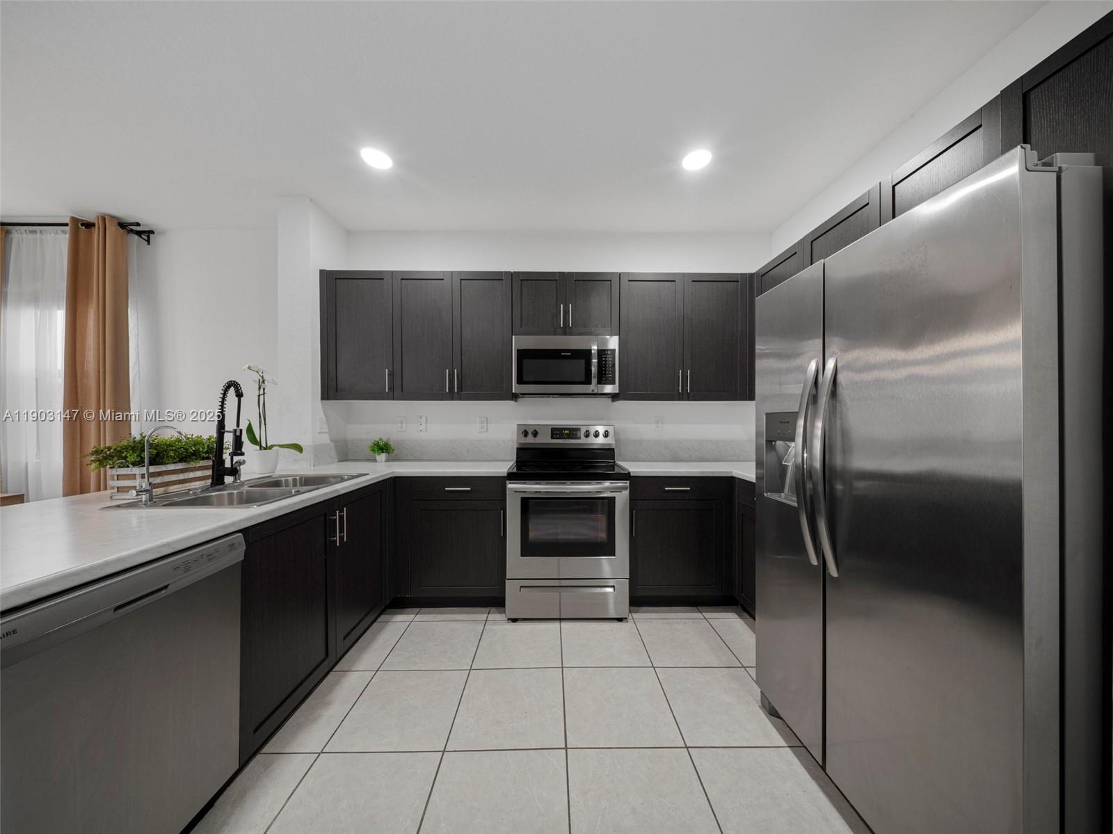 1411 SE 26th Rd #1411, Homestead FL 33035