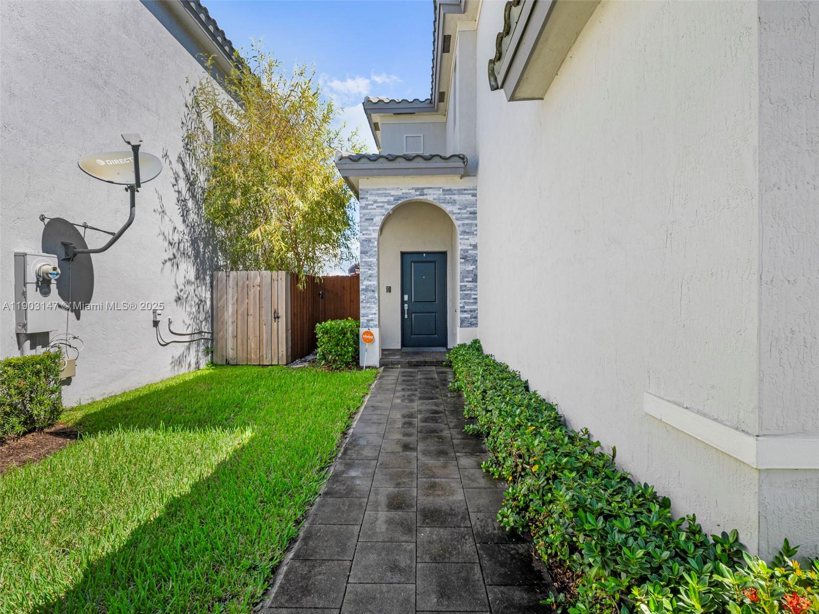 1411 SE 26th Rd #1411, Homestead FL 33035