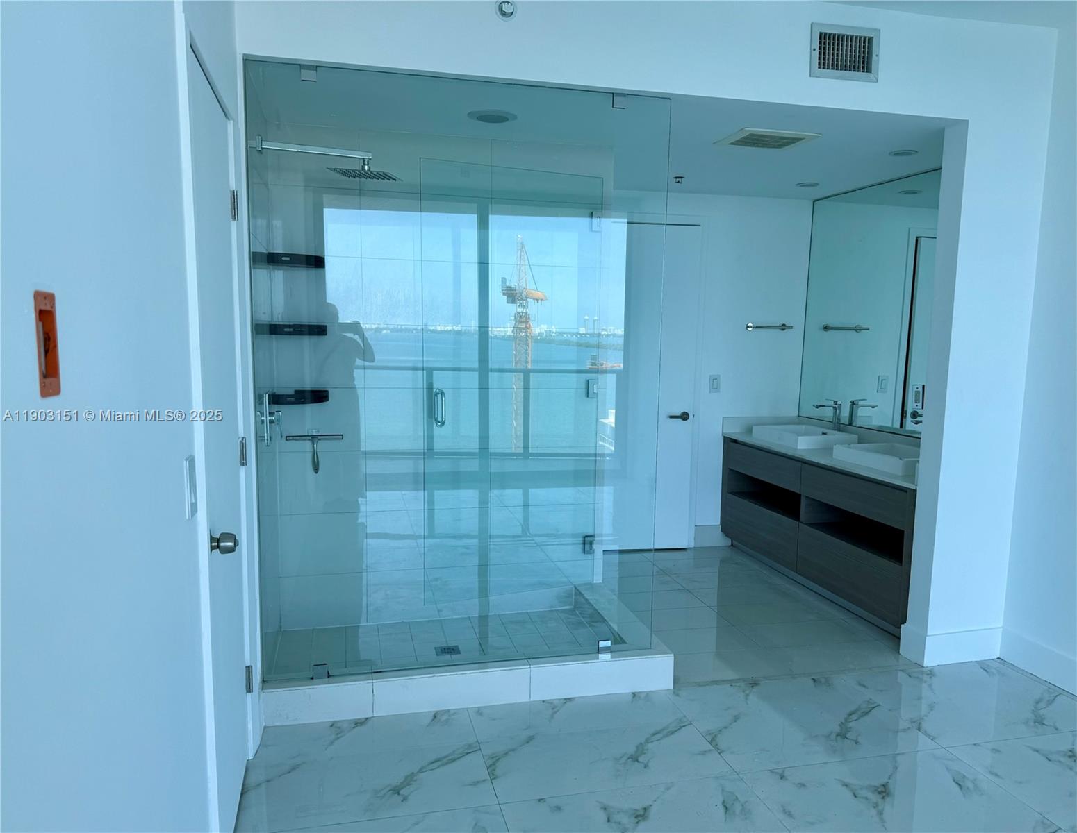 460 NE 28th St #1603, Miami FL 33137