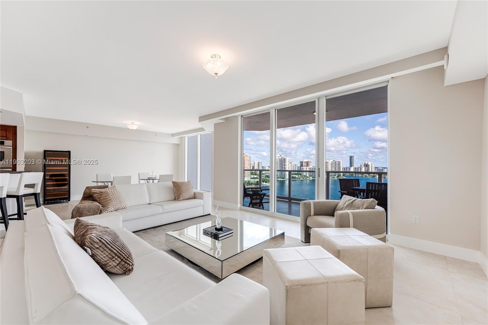 3301 NE 183rd St #2103, Aventura FL 33160