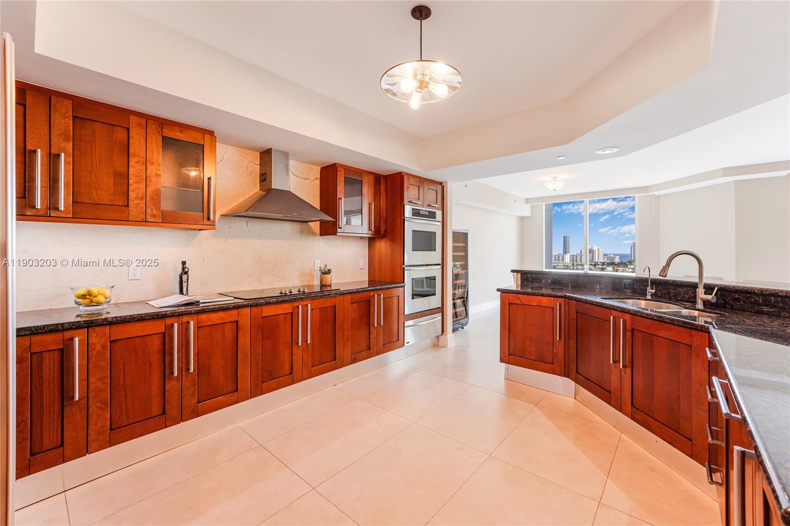 3301 NE 183rd St #2103, Aventura FL 33160