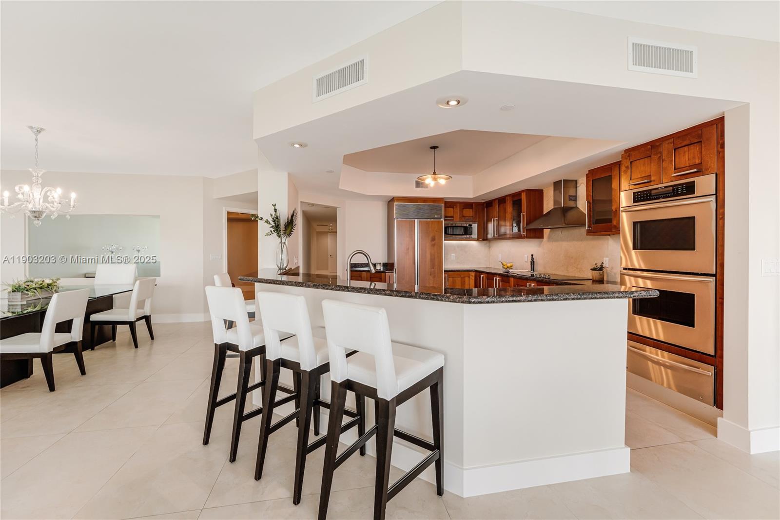3301 NE 183rd St #2103, Aventura FL 33160