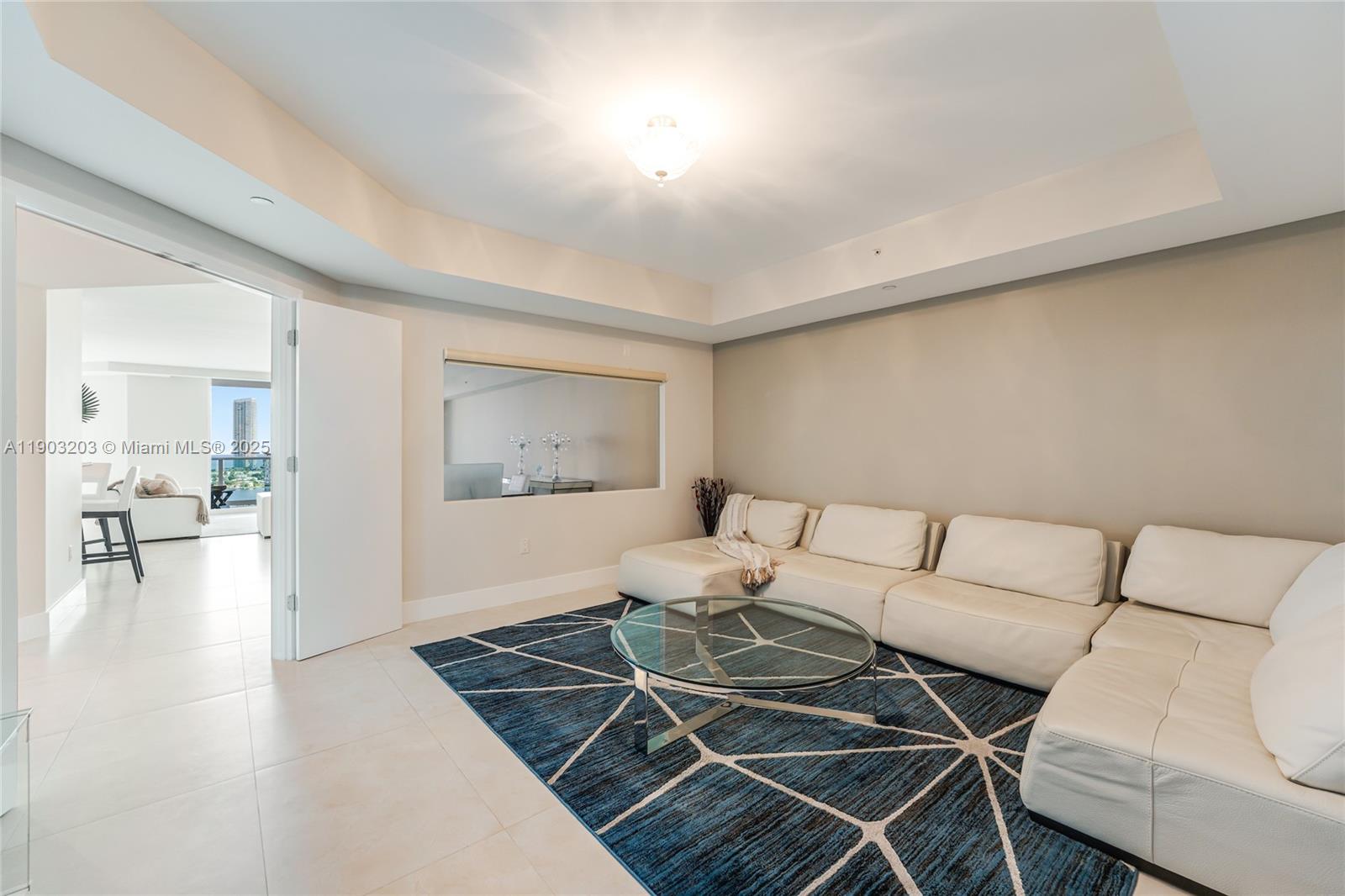 3301 NE 183rd St #2103, Aventura FL 33160
