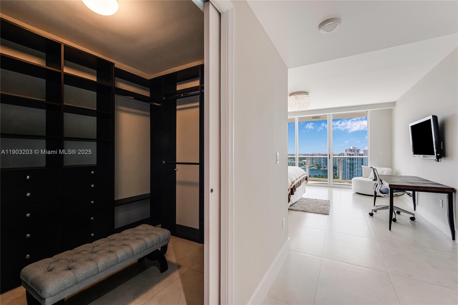 3301 NE 183rd St #2103, Aventura FL 33160