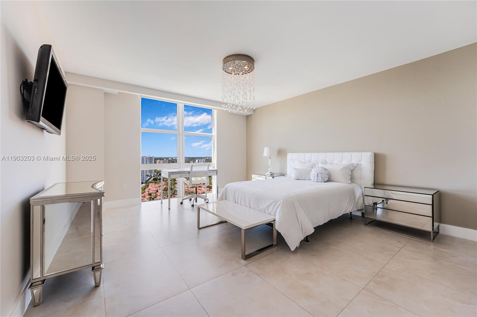 3301 NE 183rd St #2103, Aventura FL 33160