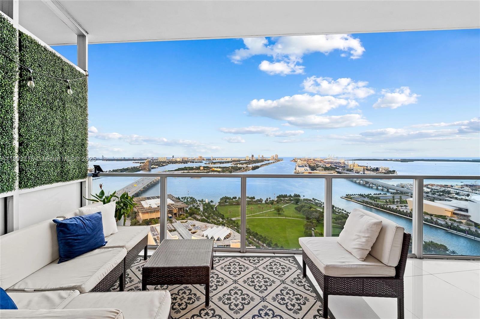 1100 Biscayne Blvd #3303, Miami FL 33132