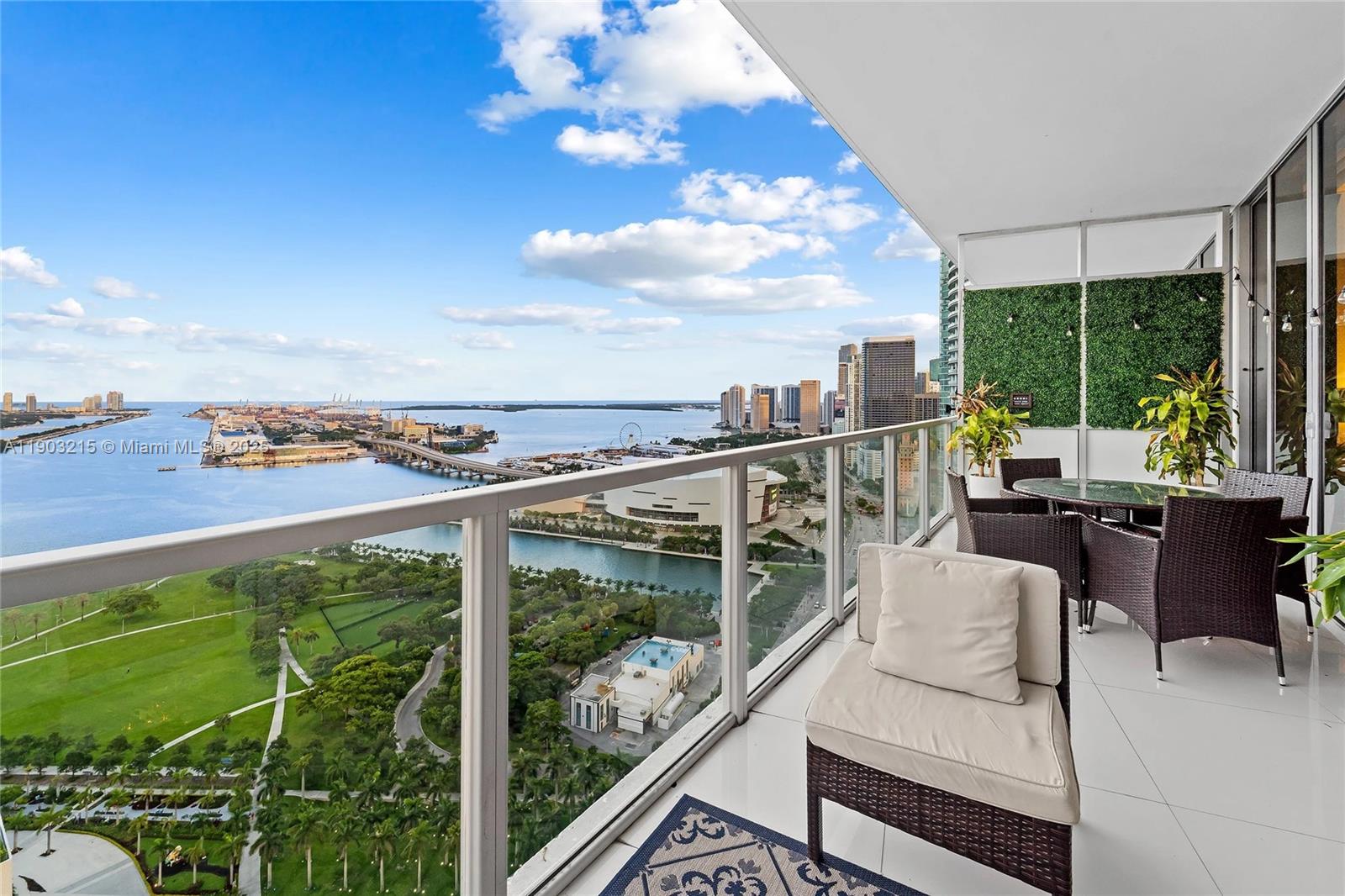 1100 Biscayne Blvd #3303, Miami FL 33132