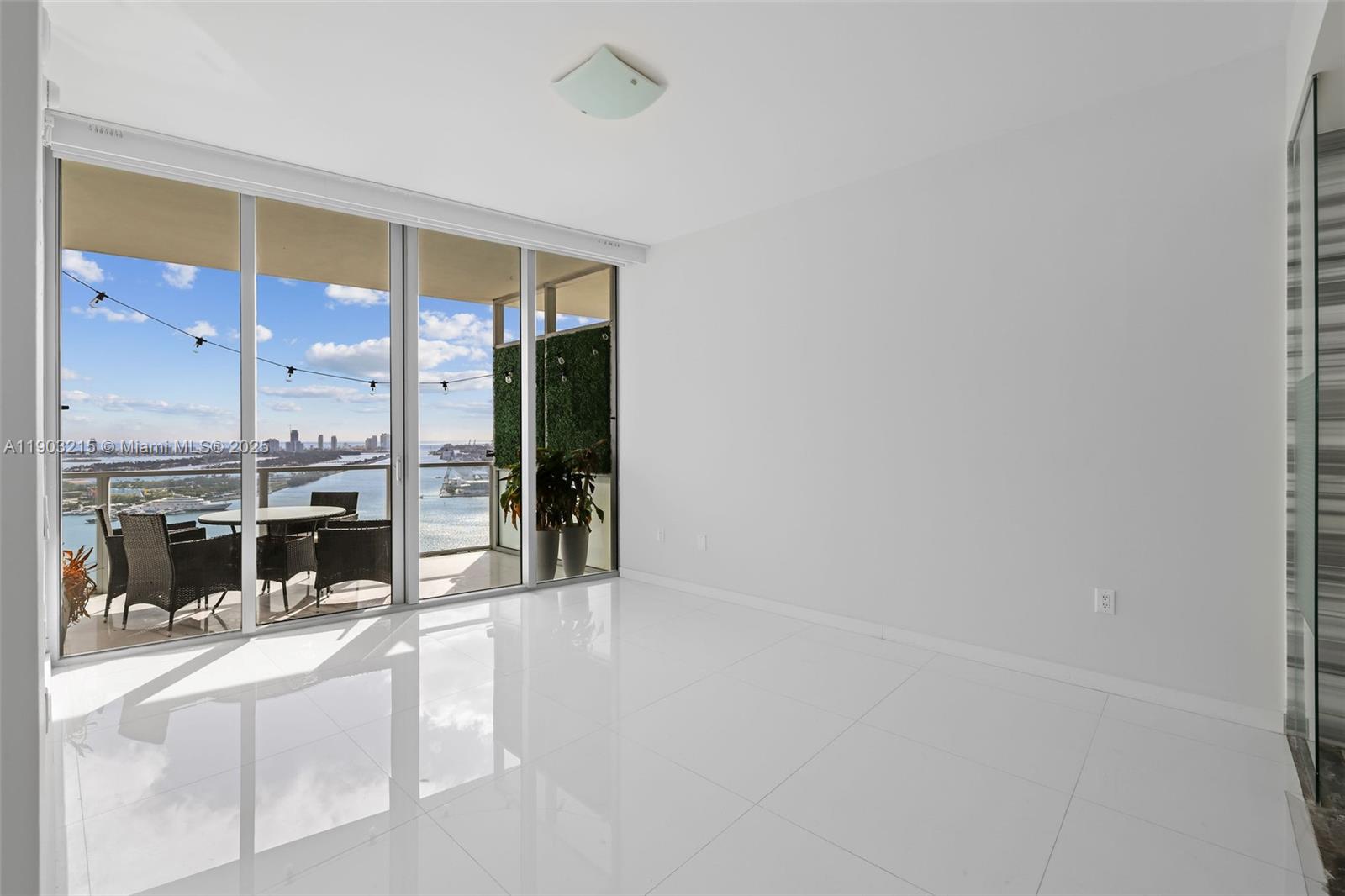 1100 Biscayne Blvd #3303, Miami FL 33132