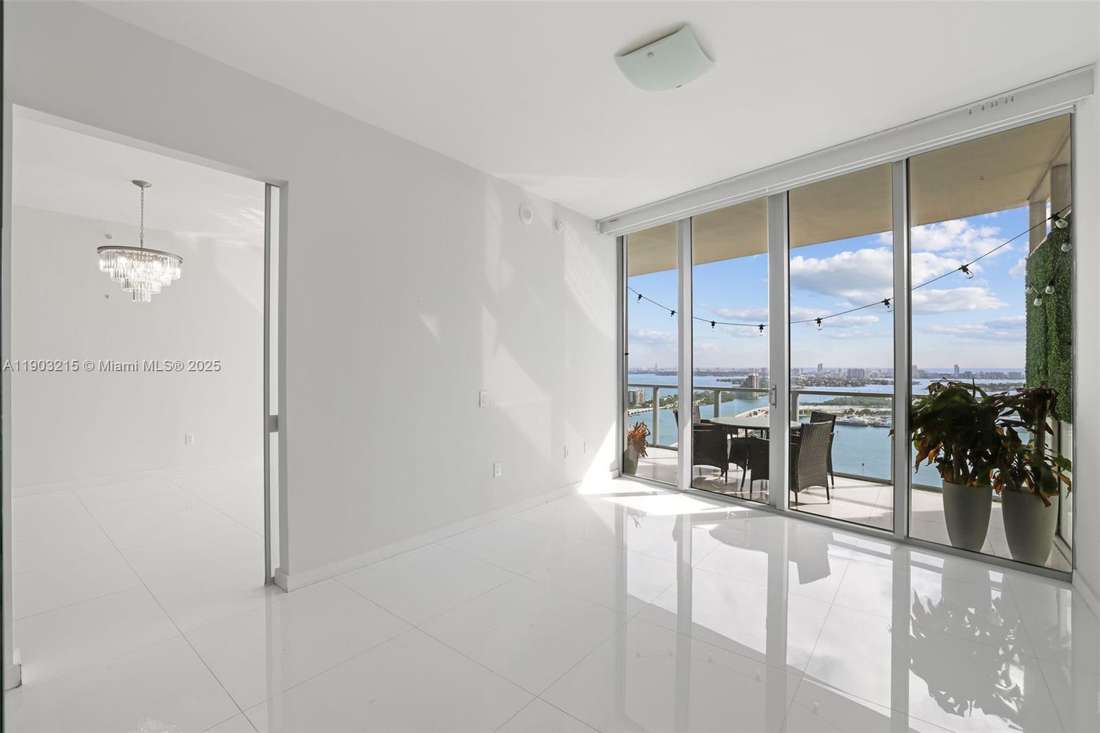 1100 Biscayne Blvd #3303, Miami FL 33132