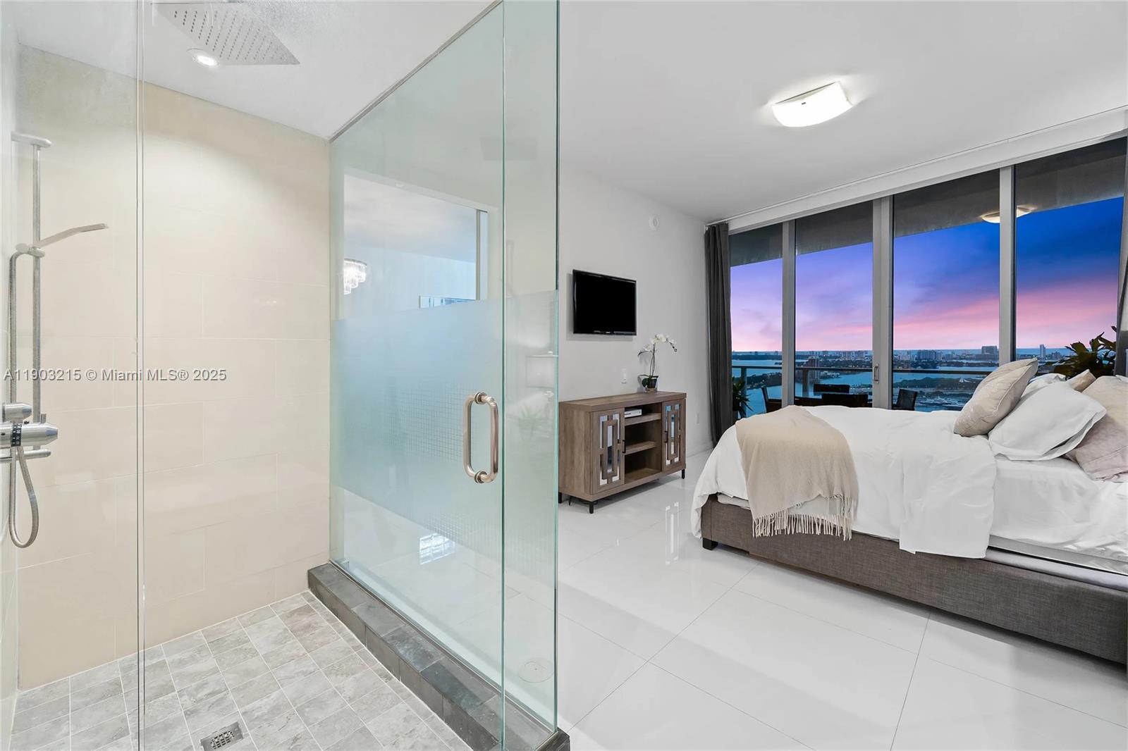 1100 Biscayne Blvd #3303, Miami FL 33132
