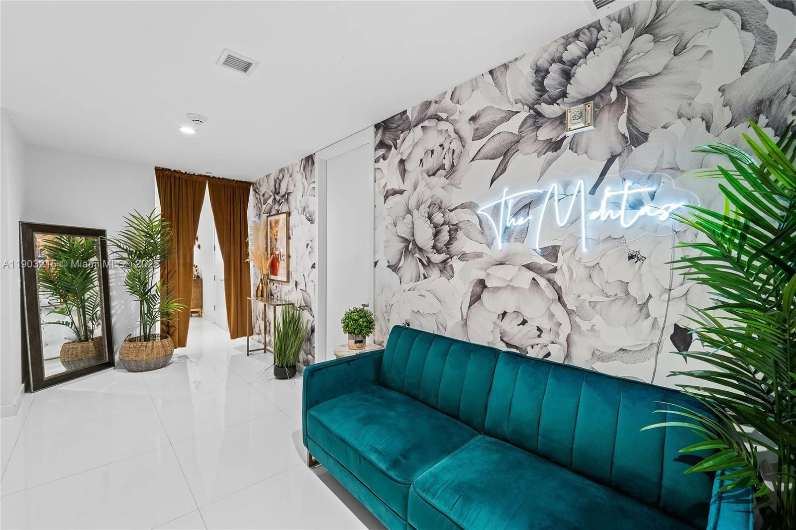 1100 Biscayne Blvd #3303, Miami FL 33132