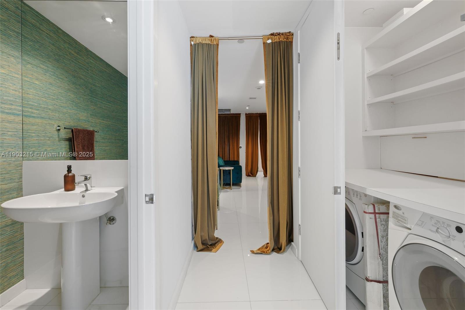 1100 Biscayne Blvd #3303, Miami FL 33132