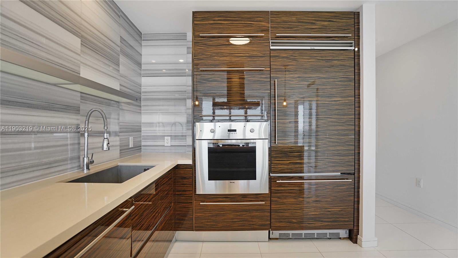 1100 Biscayne Blvd #5202, Miami FL 33132
