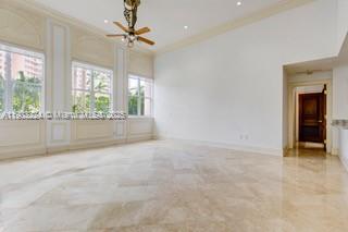 60 Edgewater Dr #LE, Coral Gables FL 33133