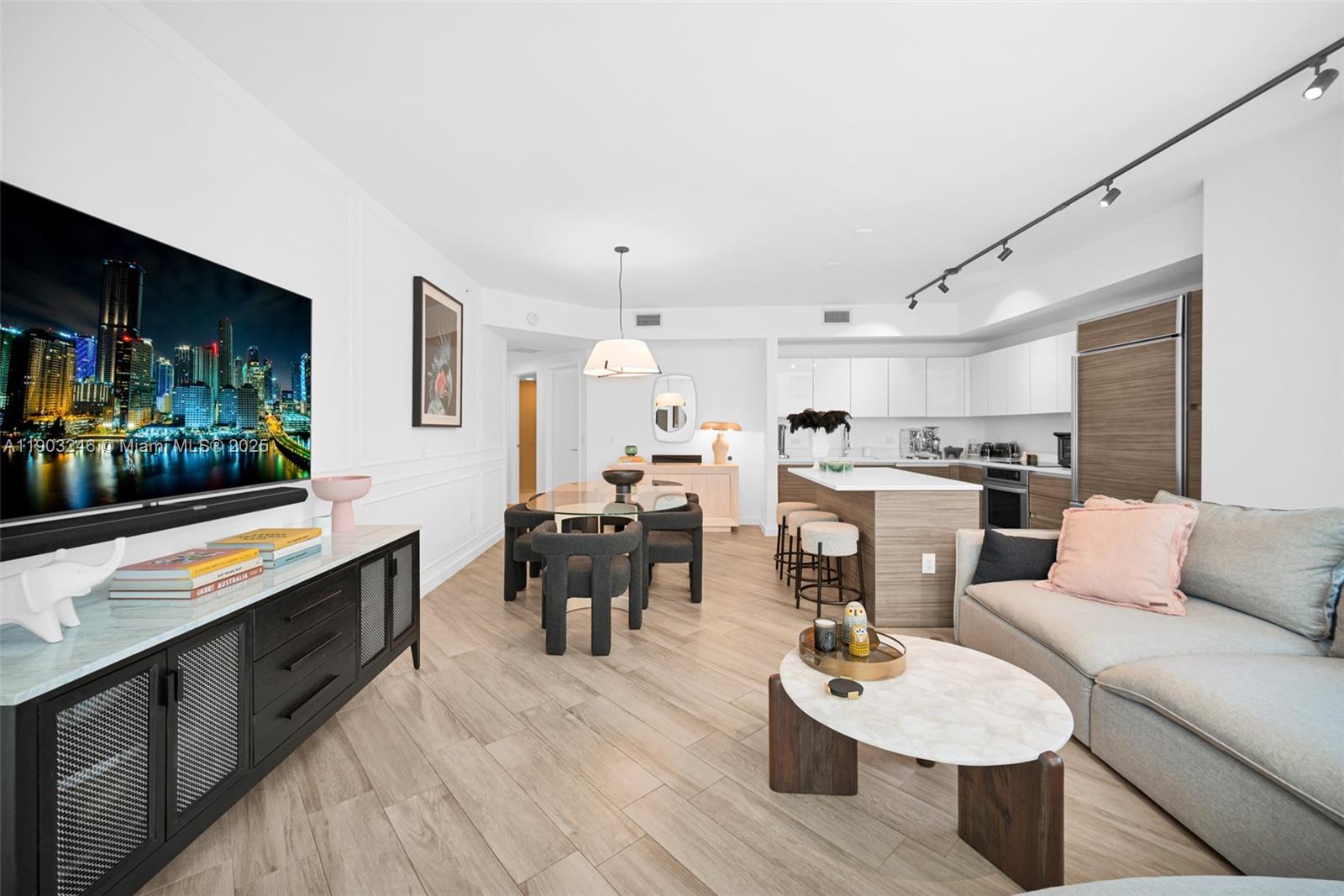 1100 S Miami Ave #1010, Miami FL 33130